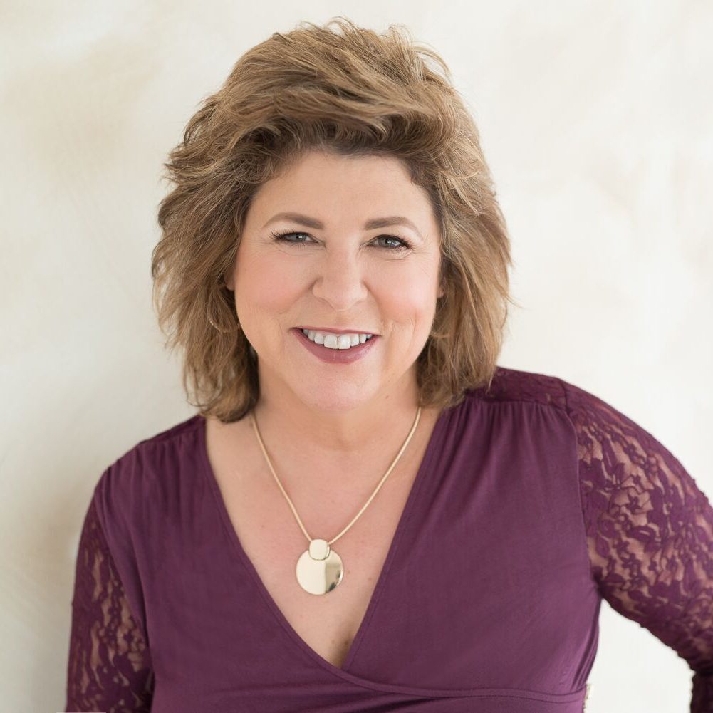 Jeannette Sermak-Proulx headshot